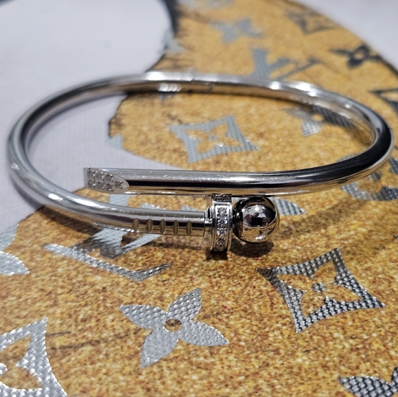 NEW Stainless Steel Silver-Tone Bent Nail Bangle Bracelet with Crystal Accents - Picture 3 of 6